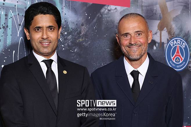 ▲ PSG는 엔리케 감독과 함께 6관왕이라는 전무후무한 역사를 새롭게 썼다. 2024-2025시즌 프랑스 리그1 우승을 비롯해 프랑스 리그컵, 프랑스 슈퍼컵, 유럽챔피언스리그, UEFA 슈퍼컵, 인터콘티넨털컵까지 거머쥐었다. 2009년 바르셀로나, 2020년 바이에른 뮌헨에 이어 역대 세 번째로 한 해에 6개의 트로피를 들어 올린 팀이 됐다.