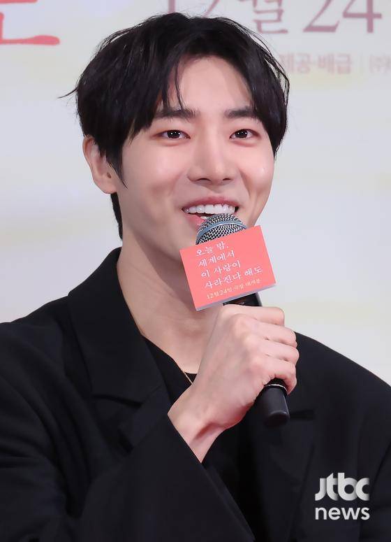 22일 오후 서울 CGV용산아이파크몰에서 영화 '오늘 밤, 세계에서 이 사랑이 사라진다 해도(이하 '오세이사')' 언론시사회가 열렸다. 김혜영 감독, 배우 추영우, 신시아가 참석했다. 박세완 엔터뉴스팀 기자 park.sewan@jtbc.co.kr