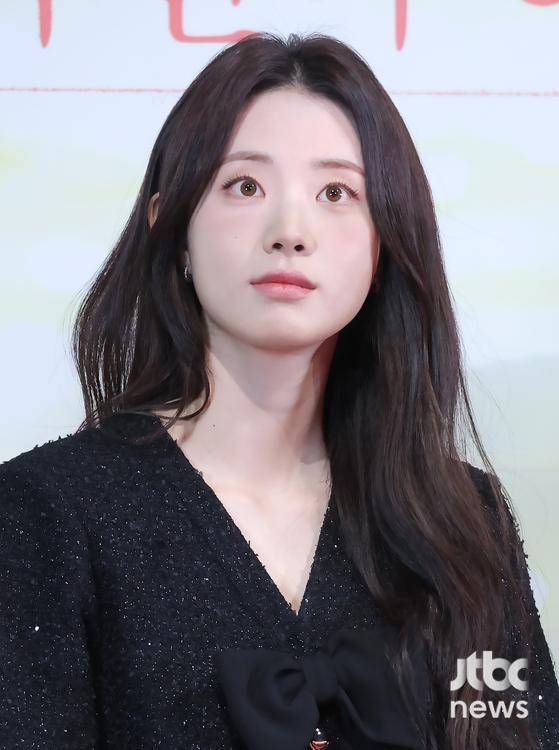 22일 오후 서울 CGV용산아이파크몰에서 영화 '오늘 밤, 세계에서 이 사랑이 사라진다 해도(이하 '오세이사')' 언론시사회가 열렸다. 김혜영 감독, 배우 추영우, 신시아가 참석했다. 박세완 엔터뉴스팀 기자 park.sewan@jtbc.co.kr