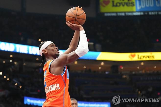 全米バスケットボール協会（NBA）のオクラホマシティ・サンダーのシャイ・ギルジャス＝アレクサンダー。 AP通信