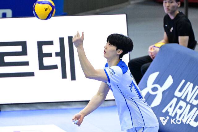 이우진의 서브./KOVO