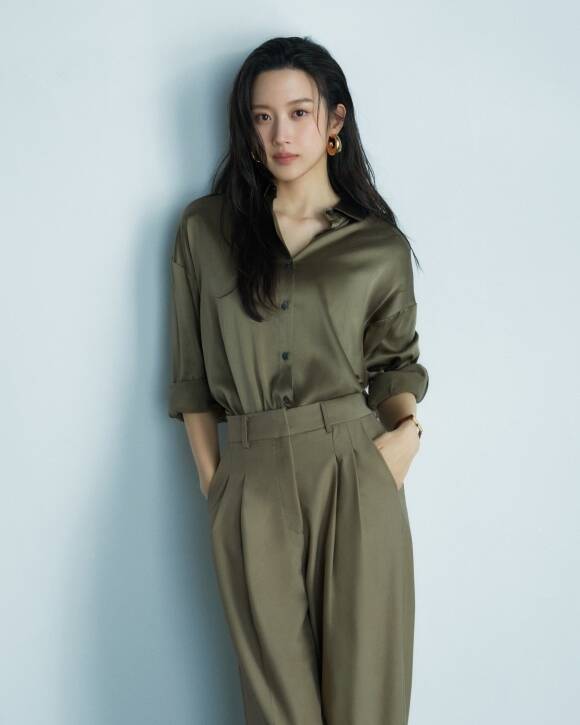 문가영은 "연기를 좋아하는 마음이 곧 원동력"이라며 "일을 오래하고 싶은 만큼 오래 좋아하고 싶다"고 앞으로의 각오를 다졌다. /쇼박스