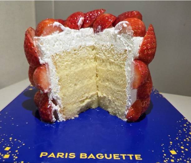 파리바게뜨의 베리밤 케이크./사진=독자제공