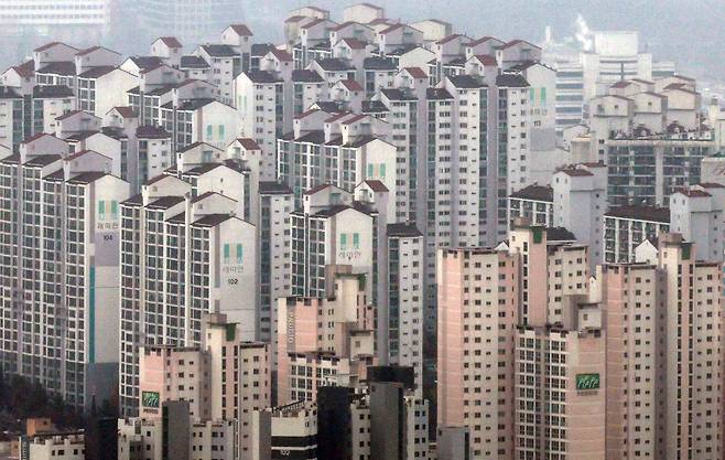 서울 시내 아파트 단지 모습. [연합]