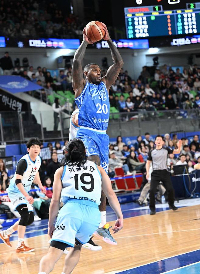 [서울=뉴시스] 프로농구 대구 한국가스공사의 라건아. (사진=KBL 제공)