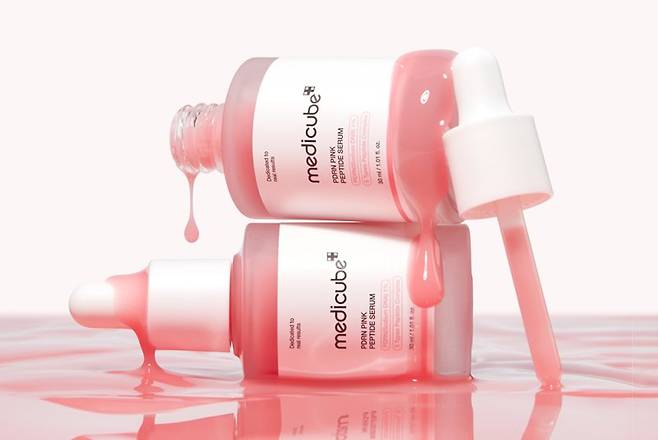 메디큐브 'PDRN 핑크 펩타이드 앰플'메디큐브 제공