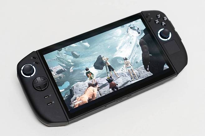 레노버 리전 고 2 / 출처=IT동아