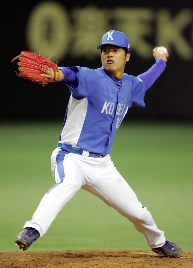 2006년 3월 5일 오후 도쿄돔구장에서 열린 월드베이스볼클래식(WBC) 對일본전에서 구대성이역투하고 있다. 연합뉴스