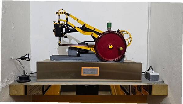 진주 리조세계재봉틀박물관에 전시된 라이트 아트.