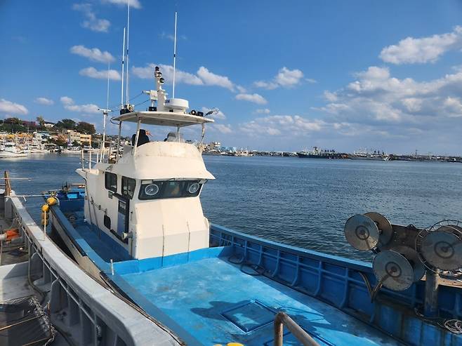 밍크고래 불법 포획선./ 울진해경 제공