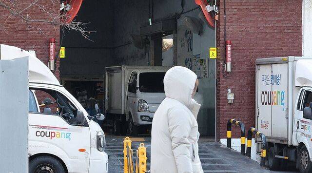 사진은 26일 서울의 한 쿠팡 물류 센터의 모습.  연합뉴스