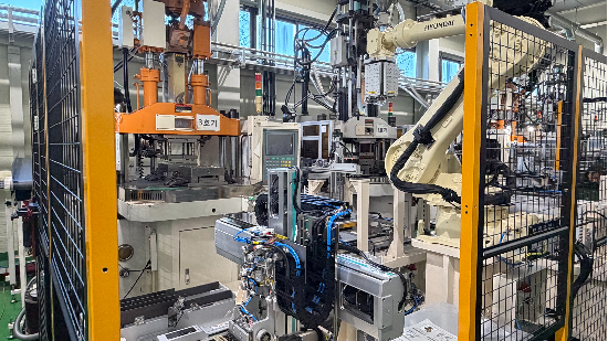 프레스 자동화 라인. (사진=시즐 제공)