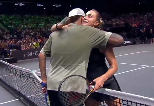 키리오스와 사발렌카(사진=배틀 오브 섹시즈 방송 화면 갈무리)