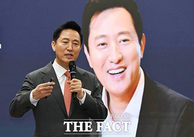 2025년 서울시정에는 한강버스, 토지거래허가구역 지정, 세운4지구 개발 등 '핫이슈'가 많았다./더팩트 DB