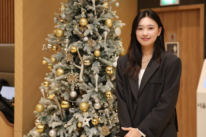 국민체육진흥공단이 운영하는 체육인재양성프로그램을 수료한 뒤 대한축구협회에 근무 중인 오제연 유스축구팀 매니저. 여자축구 선수 출신인 그는 스포츠 행정가로 거듭나기 위해 다양한 노력을 이어간 끝에 꿈을 이뤘다. 사진 국민체육진흥공단