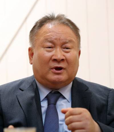 이상민 전 국민의힘 의원이 30일 서울 여의도의 한 카페에서 경향신문과 인터뷰하고 있다. 정지윤 선임기자