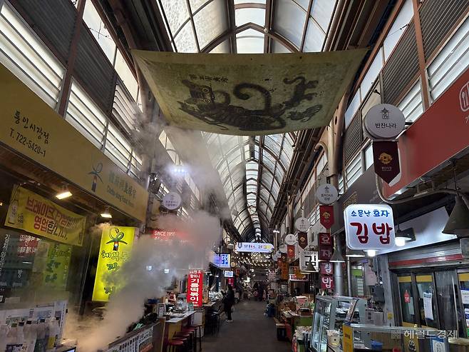 청와대 인근 통인시장의 모습. 관광객이 없이 한산한 모습이다. 정주원 기자