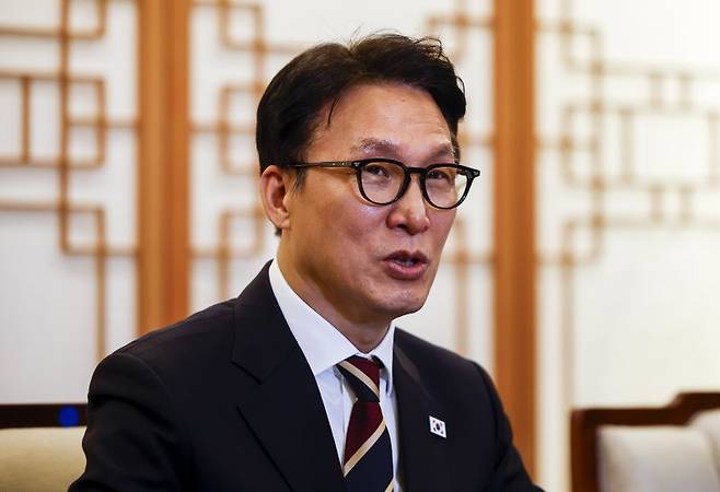 김민석 국무총리가 30일 서울 용산구 국립중앙박물관에서 열린 배리어프리 키오스크 현장간담회에서 인사말을 하고 있다. 뉴시스