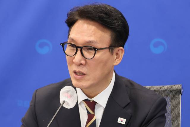 ▲자살위기대응 현장점검에 나선 김민석 국무총리가 30일 서울 광진구 국립정신건강센터에서 현안보고를 받기 전 인사말을 하고 있다. ⓒ연합뉴스