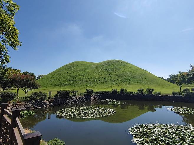 경주 황남대총 전경. 박홍국 교수 제공