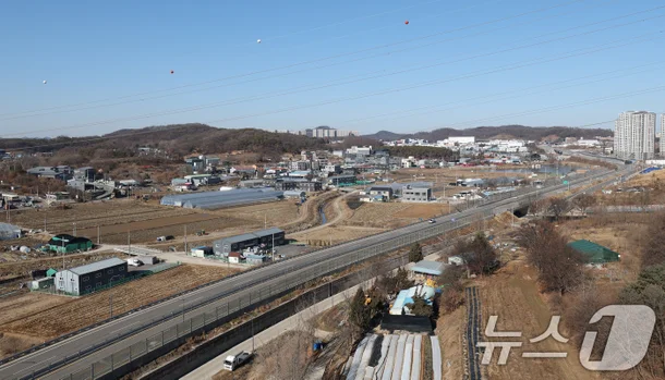 이날 공공주택지구로 지정된 오산시 서동 일대에서 바라본 오산세교3지구의 모습. [사진=뉴스1]