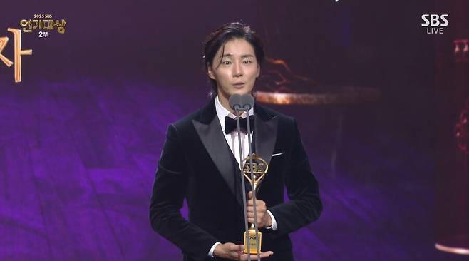 ▲ 윤시윤. 출처| 2025 SBS 연기대상 방송 캡처