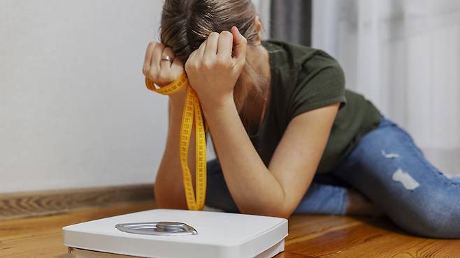 다이어트 실패의 원인에는 의지 부족 뿐만 아니라 인체의 방어 기제도 영향을 미친다｜출처: 게티이미지뱅크