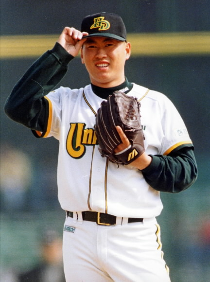 현대 유니콘스 현역 투수 시절의 전준호 전 코치. 서울신문 DB