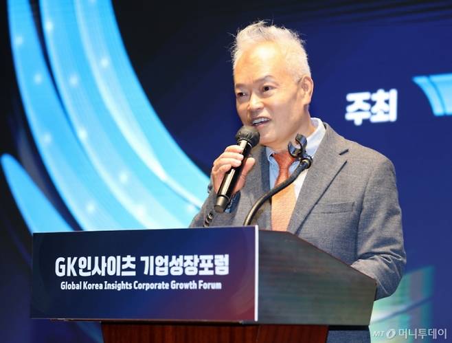 백용호 GK인사이츠 이사장이 지난해 9월 서울 중구 웨스틴 조선 서울에서 열린 글로벌코리아인사이츠(GK인사이츠)·머니투데이 주최 '글로벌코리아인사이츠포럼'에서 환영사를 하고 있다. /사진=머니투데이
