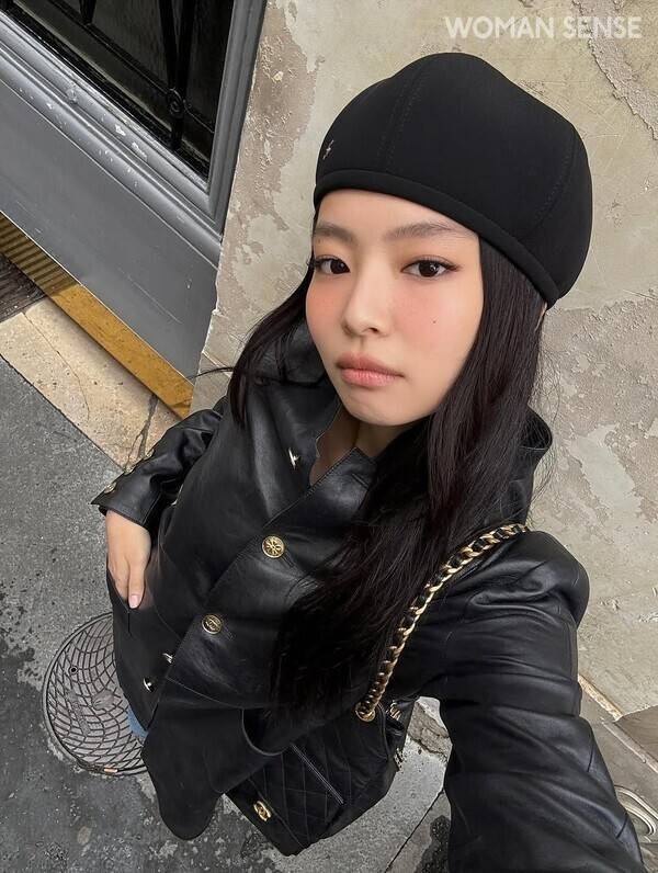 @jennierubyjane