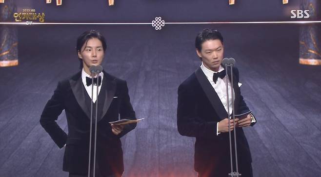 '2025 SBS 연기대상' 윤시윤, 카사마츠 쇼