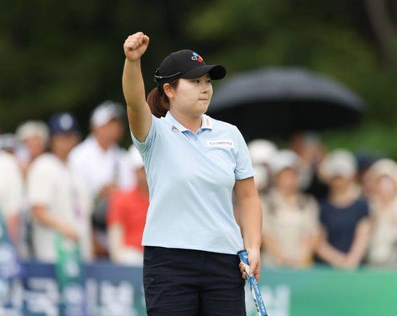 작년 KLPGA 투어를 평정한 홍정민은 2002년생 말띠다. KLPGA 제공