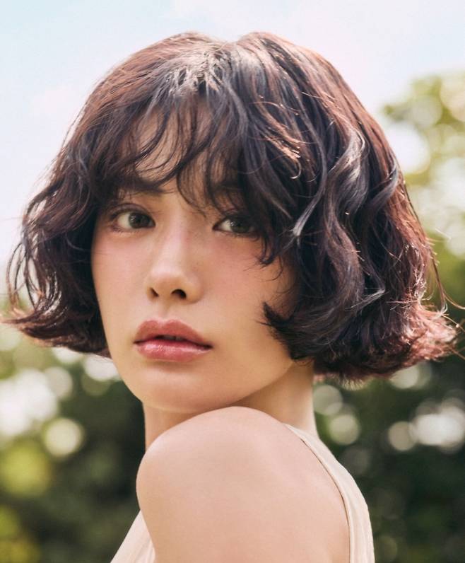 가수 겸 배우 나나가 자택 강도 피해 이후 가해자로부터 역고소를 당했다. 형법상 정당방위 요건인 현재성과 상당성이 이번 사건의 핵심 쟁점으로 떠올랐다. ⓒ뉴시스