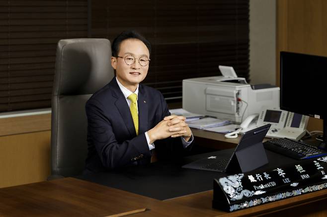 이환주 KB국민은행장이 고객과 상생을 강조했다./사진=KB국민은행