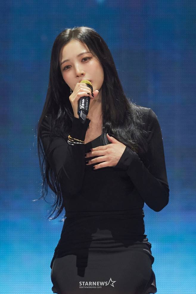 가수 보아가 12일 서울 고척스카이돔에서 진행된 에스엠타운 라이브 2025 '더 컬처, 더 퓨처' 인 서울(SMTOWN LIVE 2025 'THE CULTURE, THE FUTURE' in SEOUL) 콘서트에서 멋진 무대를 펼치고 있다. /사진제공=SM엔터테인먼트 2025.01.12 /사진=이동훈 photoguy@