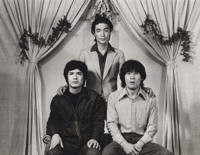 안성기(오른쪽)는 영화 '바람불어 좋은 날'(1980)에서 인상적인 연기를 선보이며 성인 배우로서 다시 주목 받기 시작했다.