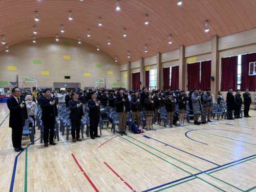 ◇김화공고 제55회 졸업식이 지난 2일 교내 체육관에서 졸업생 30명과 학부모 등이 참석한 가운데 열렸다.