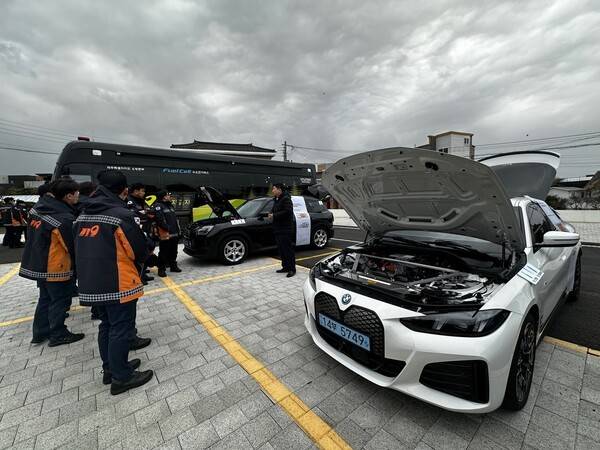 BMW 그룹 코리아, 제주 '소방대원 전기차 안전구조 세미나'에 교육용 차량 지원