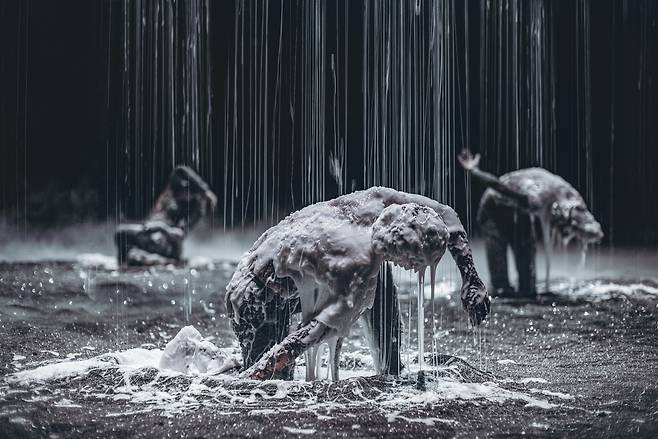 “Planet (Wanderer)” (Rahi Rezvani)