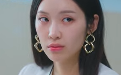 비글루의 숏폼 드라마 ‘김대표의 엽기적인 부인’ 장면 캡처 [비글루 공식 유튜브 채널 캡처]