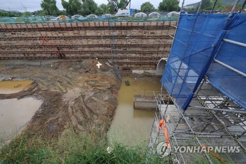 감전사고 발생한 광명 포스코이앤씨 고속도로 건설공사 현장 [촬영 홍기원]