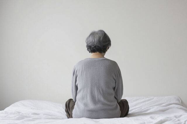 낙상은 부상의 경중과 관계없이 신체활동을 위축시켜 삶의 질을 떨어뜨린다. 사진은 기사의 특정 사실과 관련 없음. 클립아트코리아