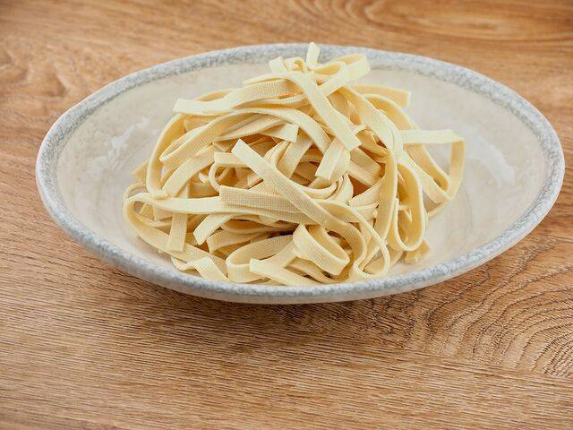 식단조절과 근력 운동을 병행한다면 단백질이 풍부한 ‘두부면’이 효과적이다. 클립아트 코리아