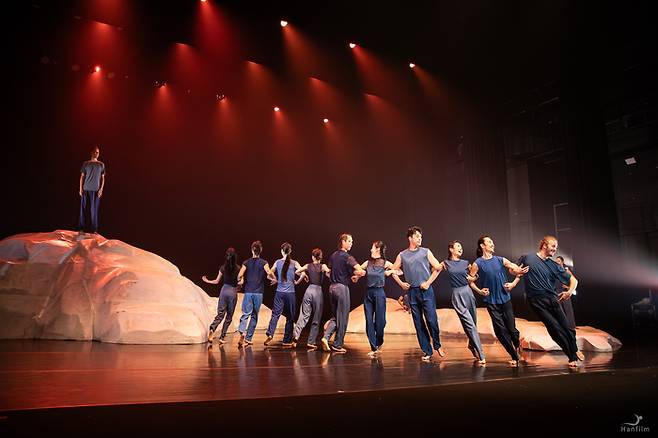 대구시립무용단 공연 모습.  ⓒ김정환<대구문화예술진흥원 제공>