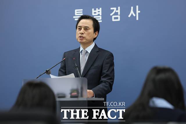 조은석 특별검사가 2025년 12월 15일 서울 서초구 서울고검 기자실에서 12·3 비상계엄 사태 관련 내란·외환 사건 최종 수사 결과를 발표하고 있다. /이새롬 기자