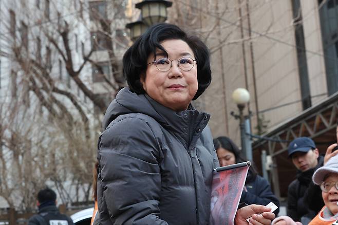 이혜훈&nbsp;기획예산처 장관 후보자가 5일 서울 중구 예금보험공사에 마련된 인사청문회 준비 사무실로 출근하고 있다. ⓒ연합뉴스