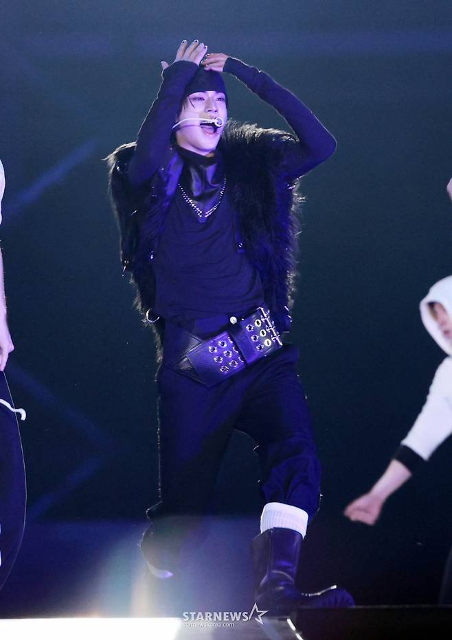 투어스 '멋진 블랙카리스마' [AAA2025 화보]