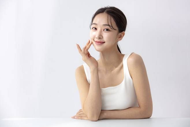 짧고 단순한 루틴만 제대로 지켜도 건강한 피부를 유지할 수 있다. 사진=클립아트코리아