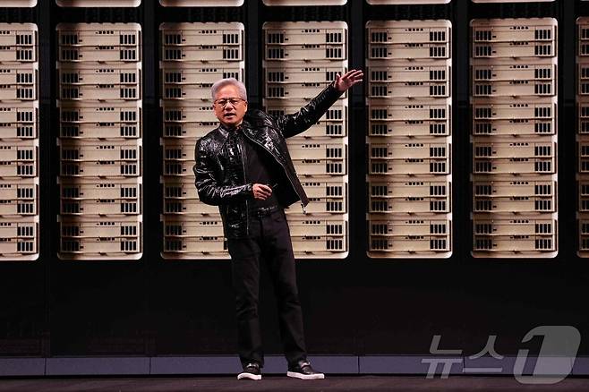 젠슨 황 엔비디아 CEO US-AI-TECH-COMPUTERS-TELECOM ⓒ AFP=뉴스1
