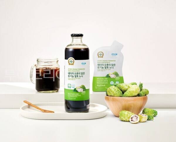 ▲건강식품 '애터미 오롯이 담은 유기농 발효 노니' 제품 홍보 이미지. /사진-애터미